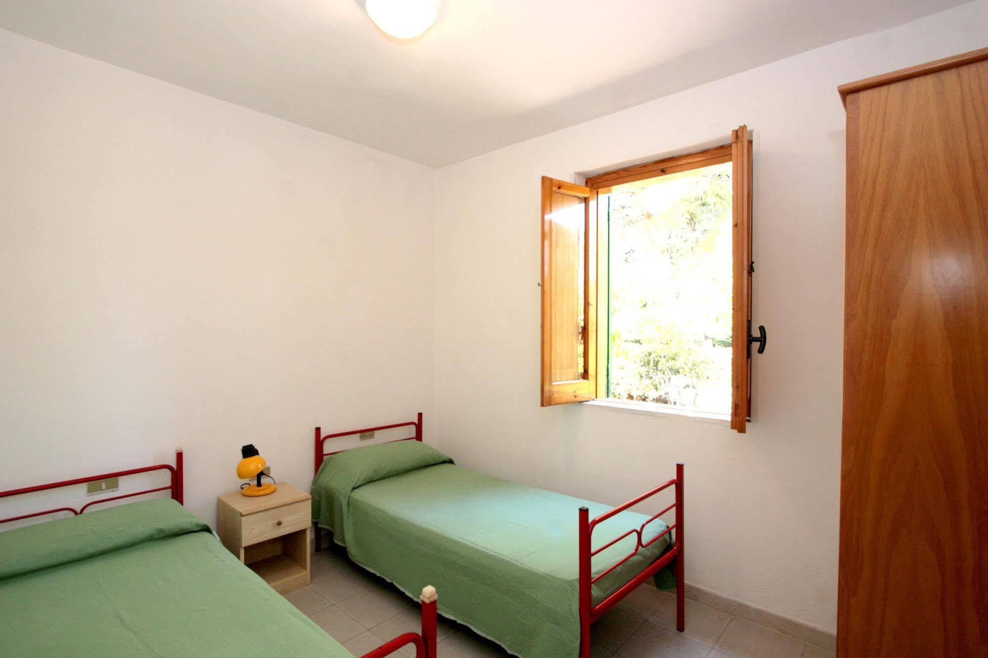 Villaggio Turistico Residence Delfino Vieste Extérieur photo