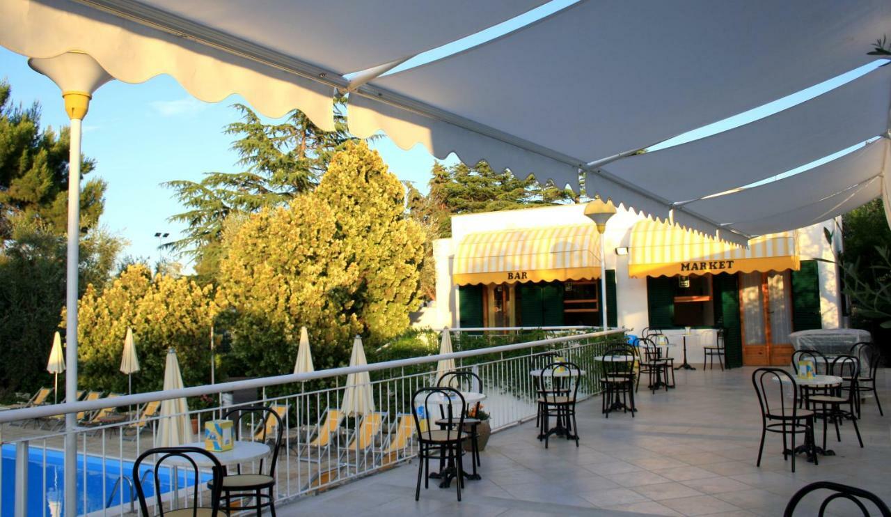 Villaggio Turistico Residence Delfino Vieste Extérieur photo