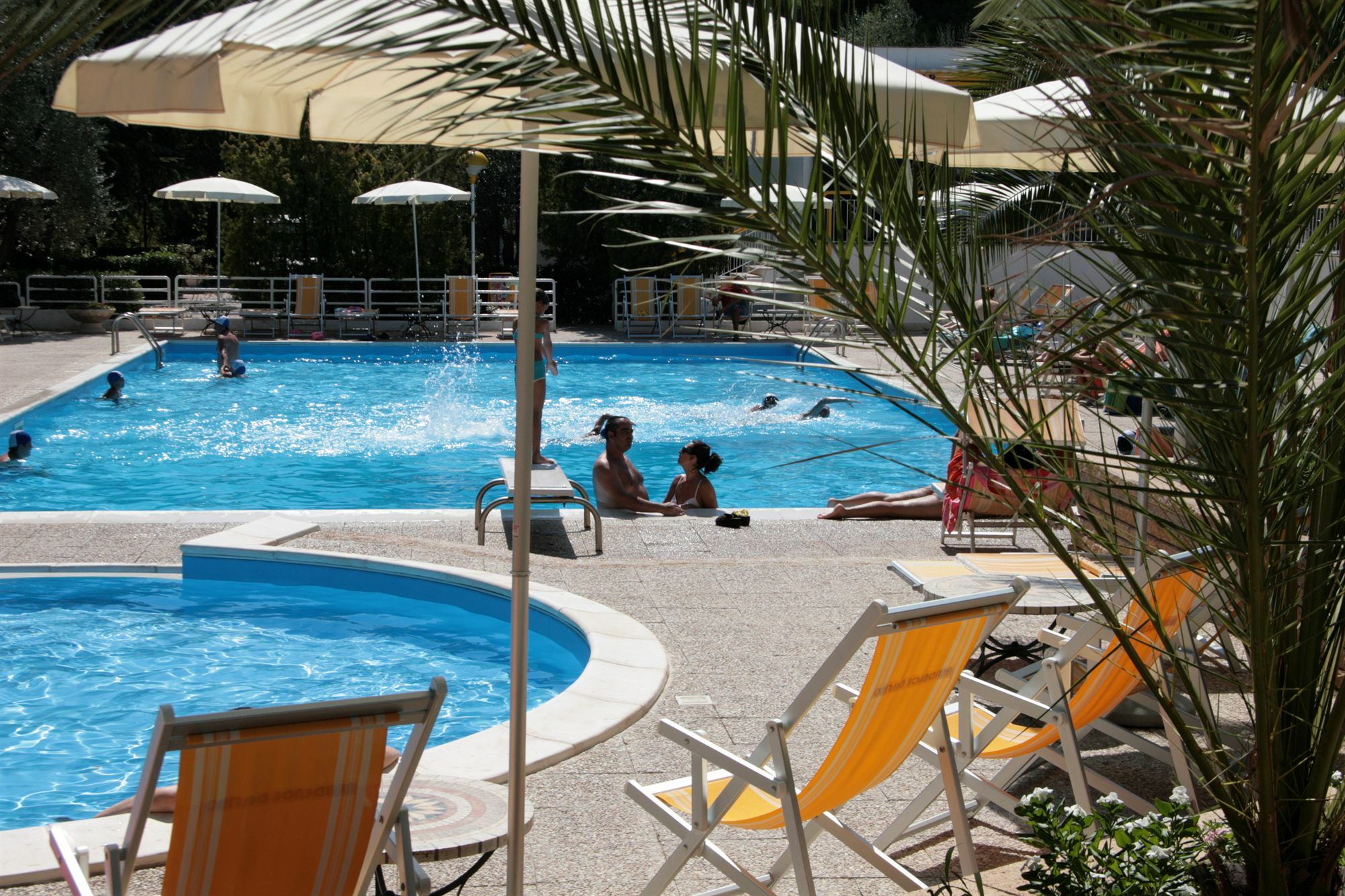 Villaggio Turistico Residence Delfino Vieste Extérieur photo
